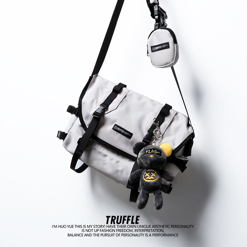 Graffiti Large Capacity Crossbody Bag, Trendy Unisex Shoulder Sling Bag for Daily Use